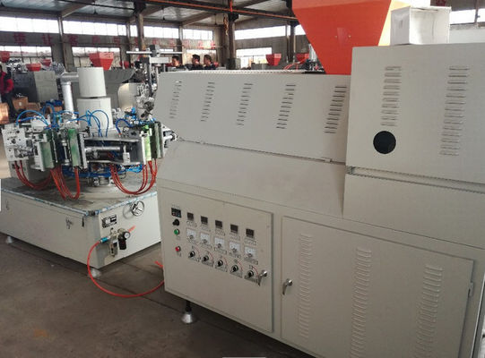 7.5KW 4 محطة PP آلة نفخ البلاستيك الصغيرة 1000 مل