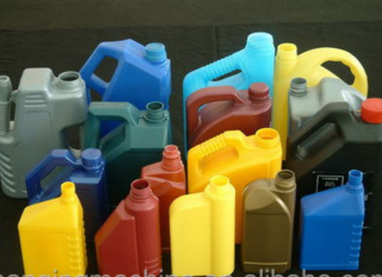 LDPE 5 لتر آلة نفخ الزجاجة 0.6m3 / Min آلة نفخ الزجاجة البلاستيكية 6000kg