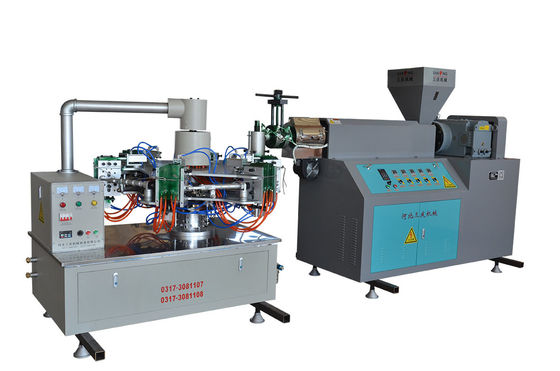 ISO9001 آلة نفخ الزجاجة البلاستيكية التحكم 3PH / 50HZ PLC